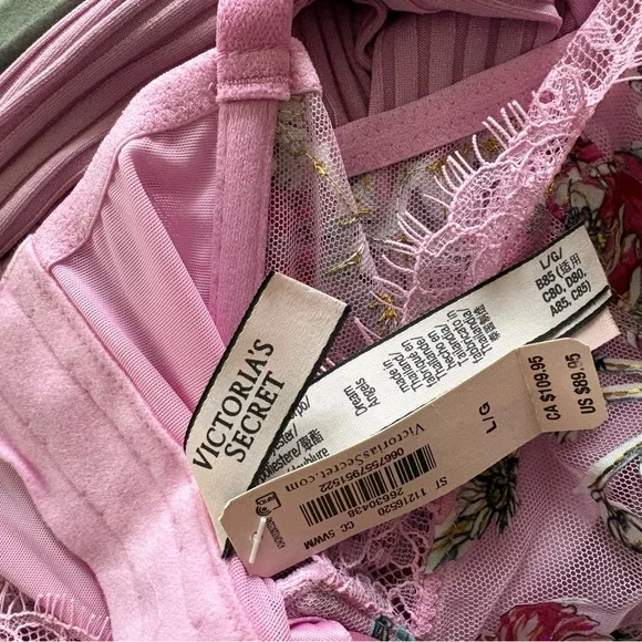 Victoria's Secret Pink Lace Floral Top - Picture 3 of 4